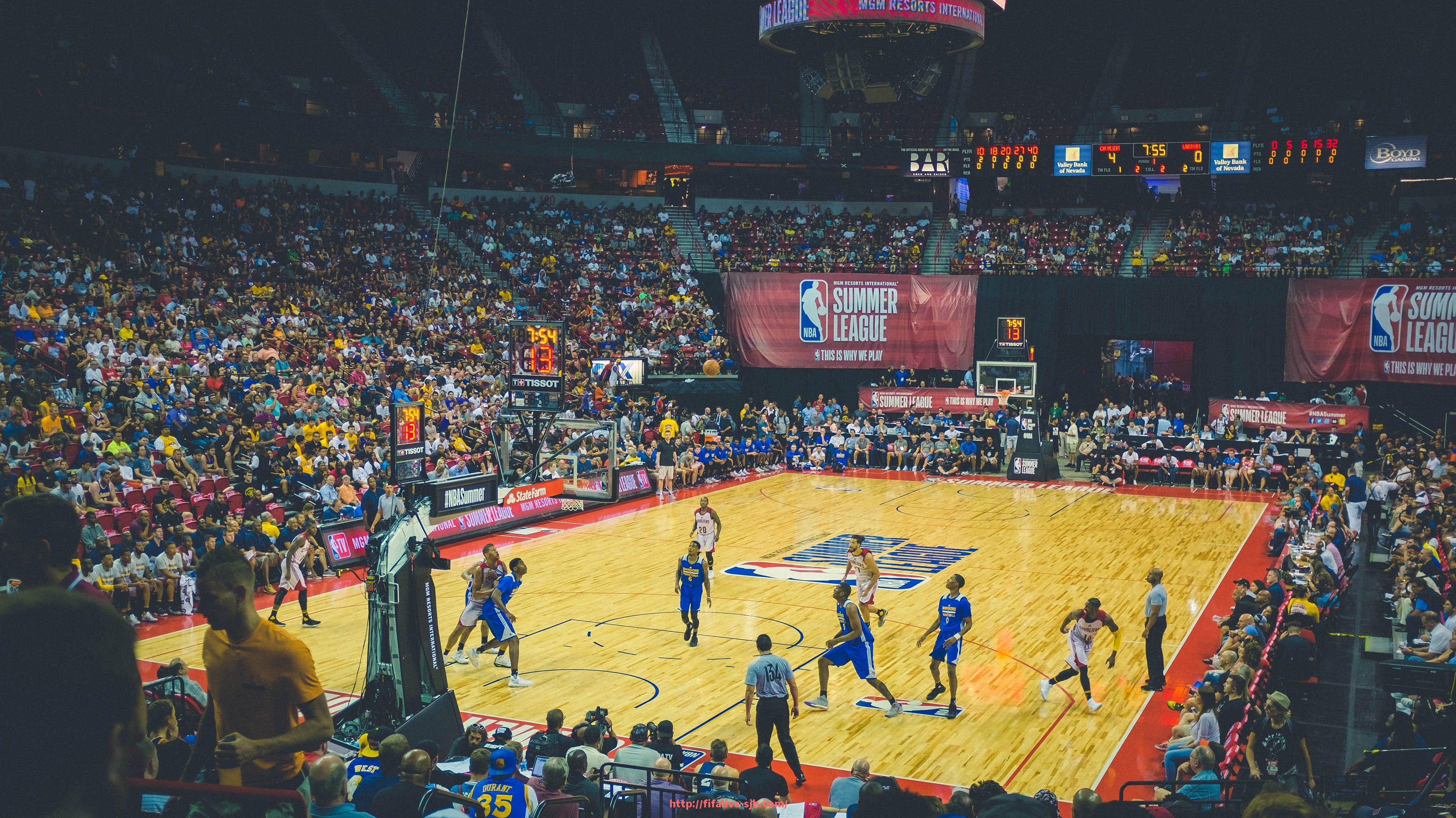 世俱杯直播-世俱杯球鞋鞋楦类型与不同脚型适配性研究数据